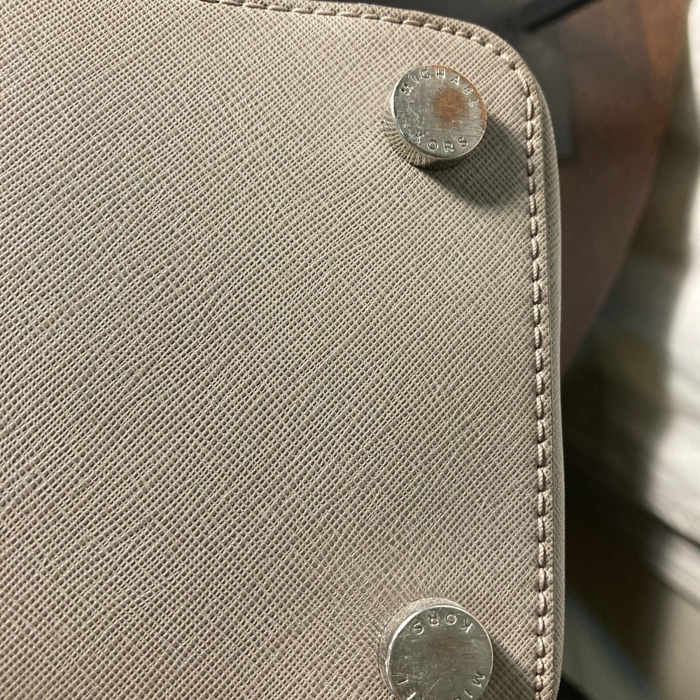 Michael Kors Grey Large Tote Bag MK - Picture 7 of 10